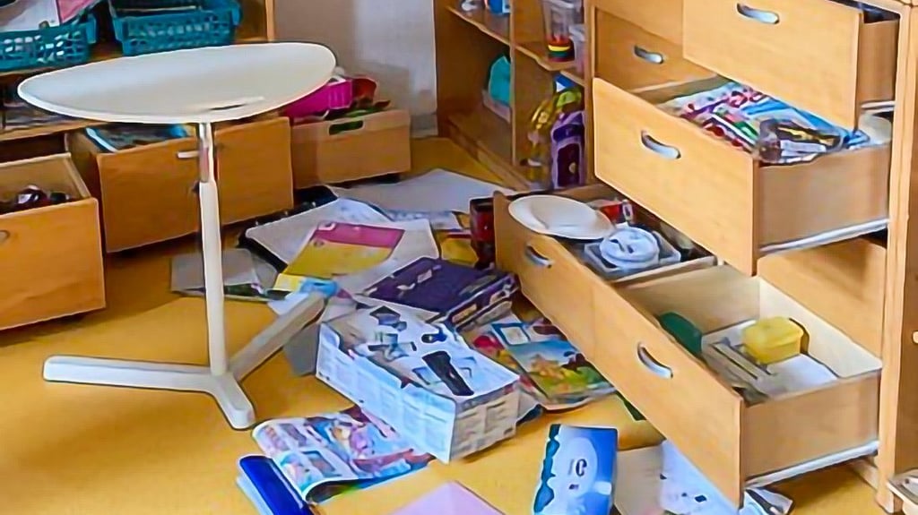 Die Diebe haben in der Kindertagesstätte in Wolmirsleben alle Räume und Schränke durchwühlt.