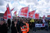 Am Vormittag versammelten sich bereits rund 200 Streikende am DHL-Drehkreuz des Flughafens Leipzig/Halle.