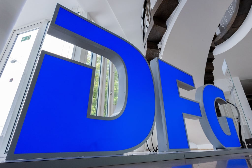 Die Millionen für die Uni Jena werden Thüringen als Ganzes nach vorn bringen: Darauf hoffen die Fraktionen von CDU und SPD im Thüringer Landtag.
