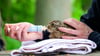 Die Wildtierhilfe Lüneburger Heide versorgt Tierbabys, die in der Natur nicht überleben würden.