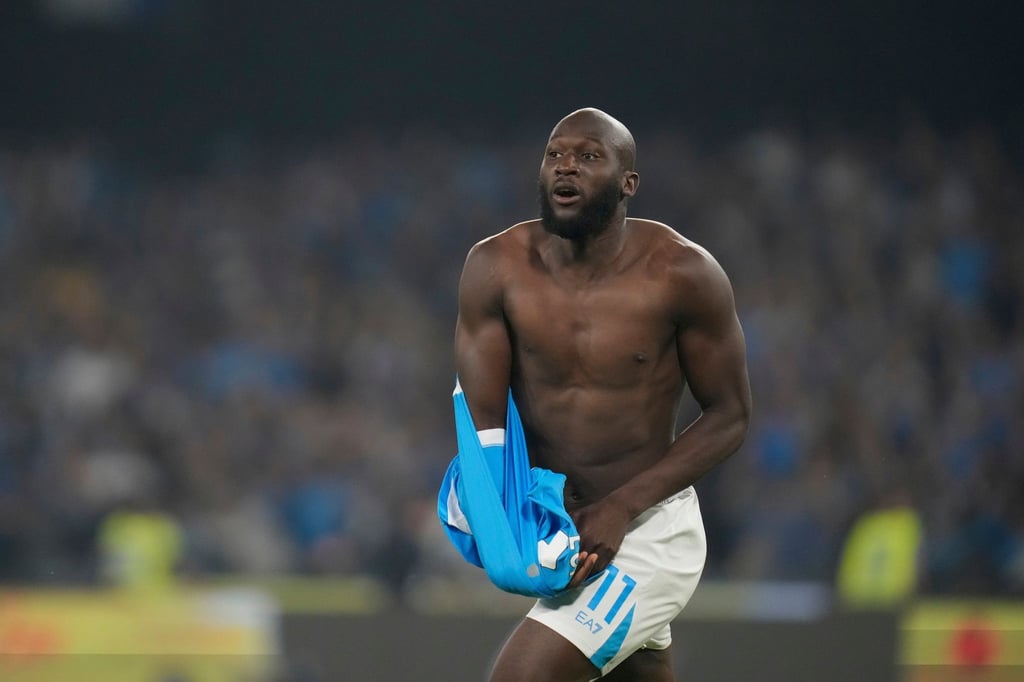Romelo Lukaku bejubelt seinen Treffer.