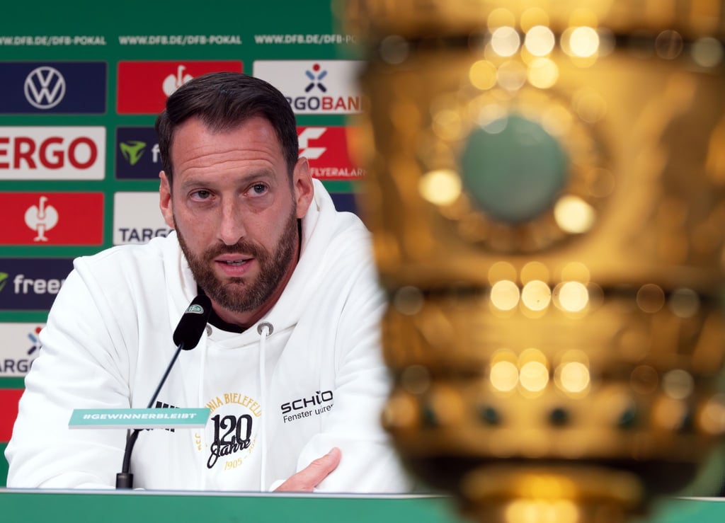 Mit Power ins Finale: Arminia-Trainer Mitch Kniat.