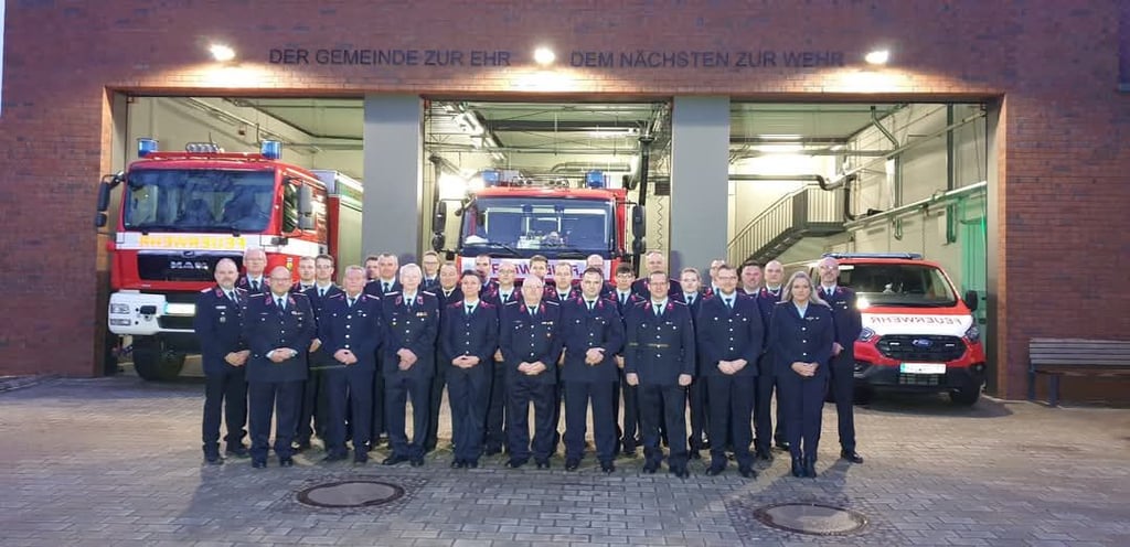 Die Kameraden der Freiwilligen Feuerwehr Halle-Dölau laden zu ihrem 120-jährigen Bestehen ein.