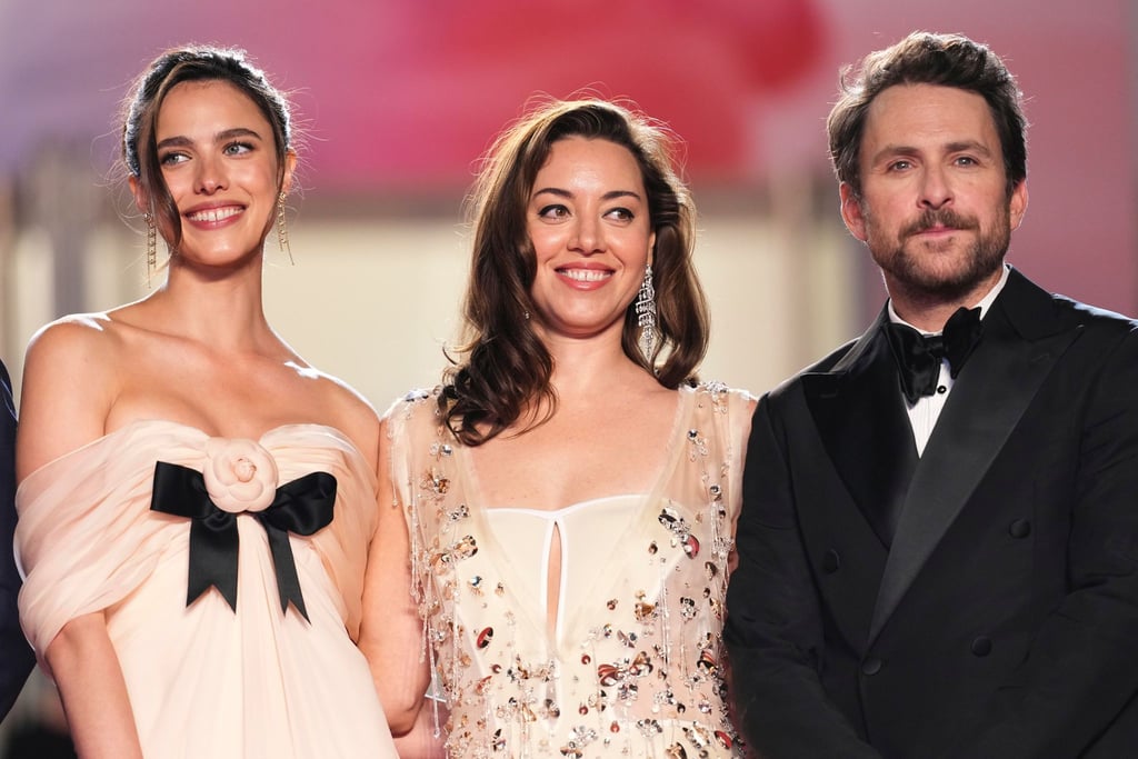 Margaret Qualley (l-r), Aubrey Plaza und Charlie Day bei der Filmpremiere.
