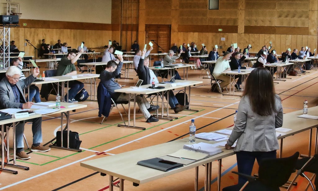 Auch im Kreistag in Mansfeld-Südharz sind deutlich weniger Frauen aktiv als Männer.