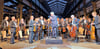 Ein umjubeltes Konzert gaben das Czech National Orchestra unter der Leitung von Reinhard Seehafer in der Werkhalle des Alstom-Werks Stendal vor etwa 800 Zuschauern.