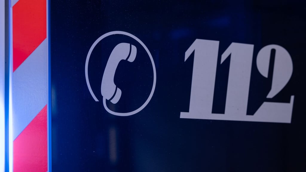 In der Nähe von Helbra ist ein 24-Jähriger am frühen Freitagmorgen bei einem Arbeitsunfall gestorben.