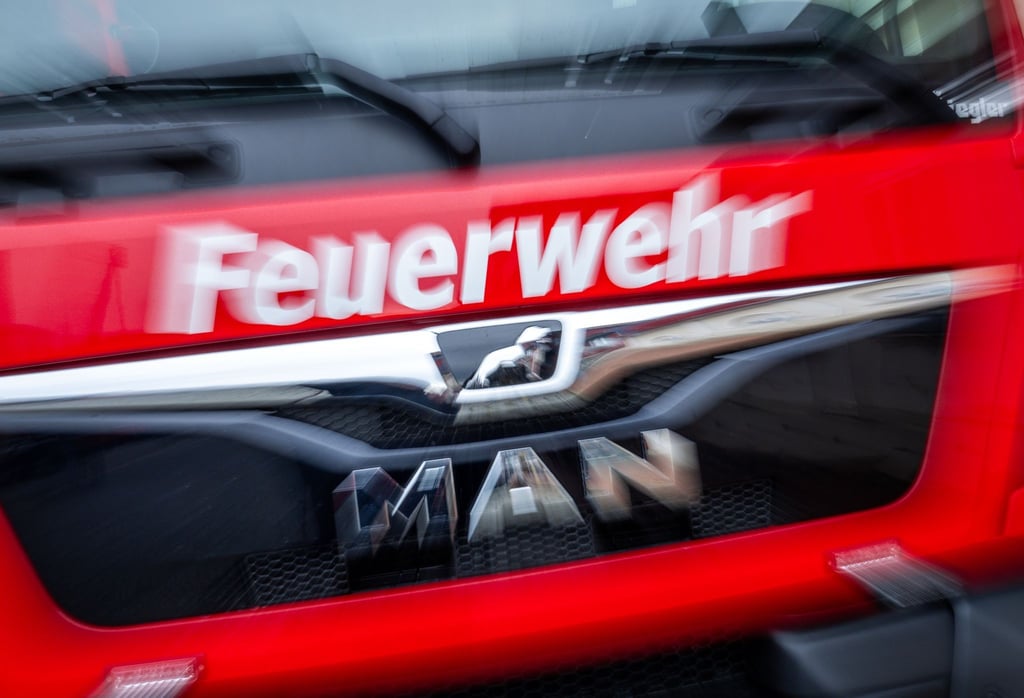 Im Kreis Saalfeld-Rudolstadt mussten Feuerwehren zu Waldbränden ausrücken (Symbolfoto).