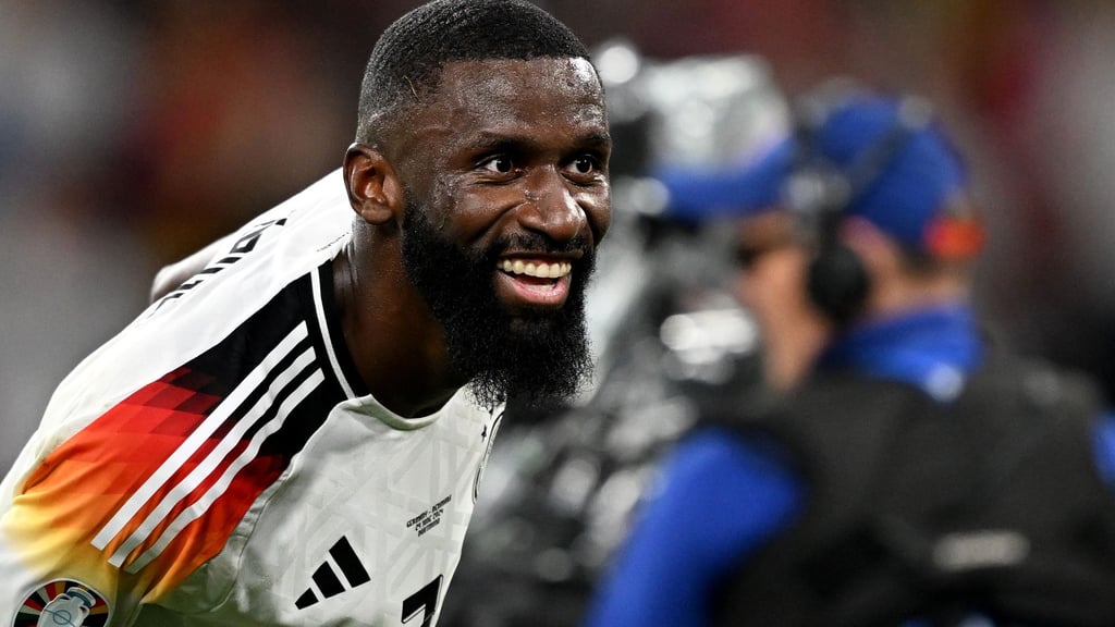 Rüdiger war beim Finalsieg schon am Flughafen.