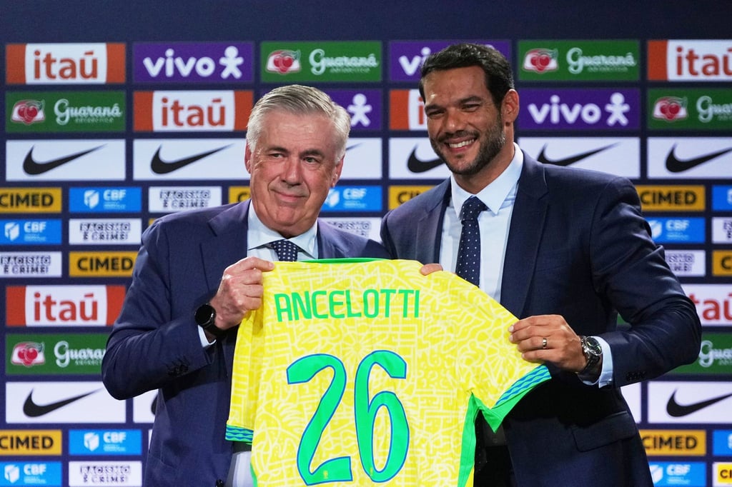 Carlo Ancelotti hat als Trainer der brasilianischen Fußball-Nationalmannschaft übernommen.