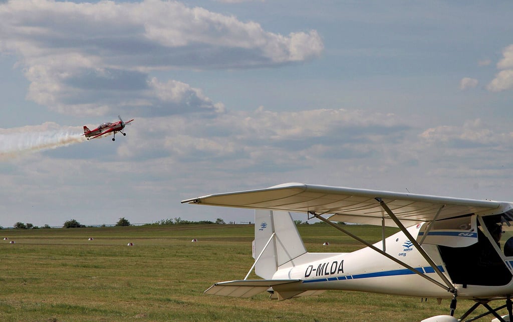 In Laucha finden die traditionsreichen Flugtage mit einem vielfältigen Programm statt.