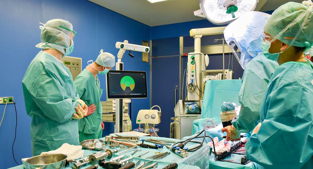Robotik-System unterstützt im OP: Knie-Operation im Diakoniekrankenhaus