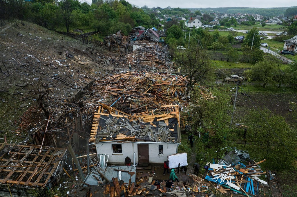 Die Ukraine muss jeden Morgen mit den Schäden durch russische Luftangriffe umgehen.