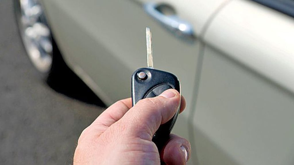 Mit seinem Originalschlüssel hat ein Mann sein geklautes Auto „zurückgestohlen“.
