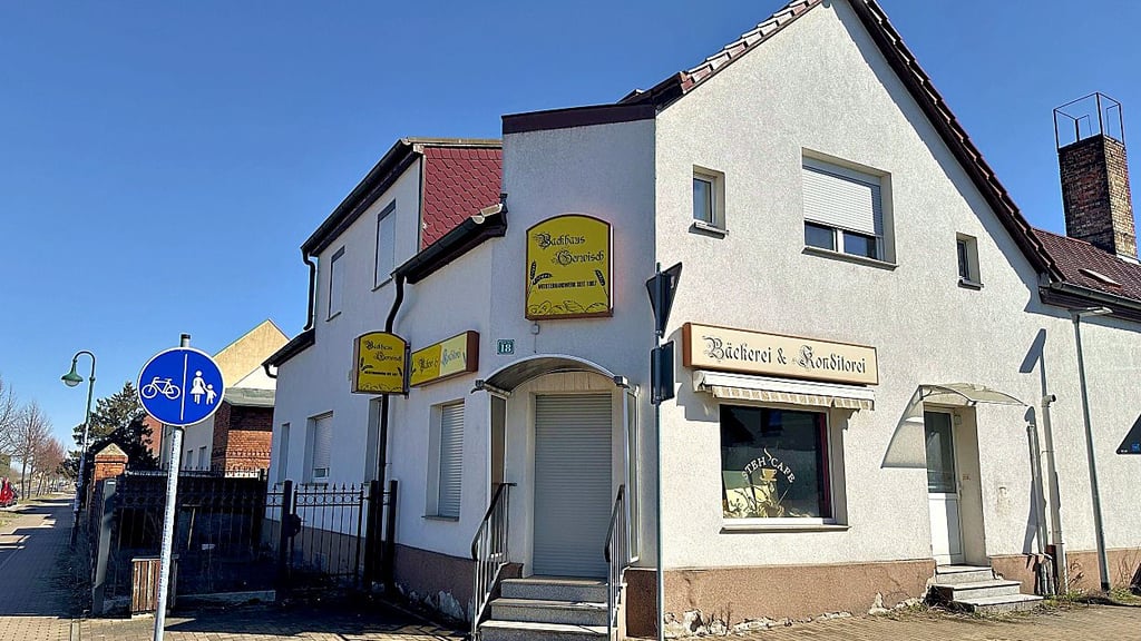 Zwangsversteigerung ohne Ergebnis: Über die Zukunft der Bäckerecke an der B1 in Gerwisch entscheidet nun das Landgeric ht.