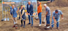 Jens Hohmann, Anja Meyer, Gerald Fröhlich, Lukas Paulix, Hartmut Busch und Sven Scharfe beim ersten Spatenstich in Heudeber.  