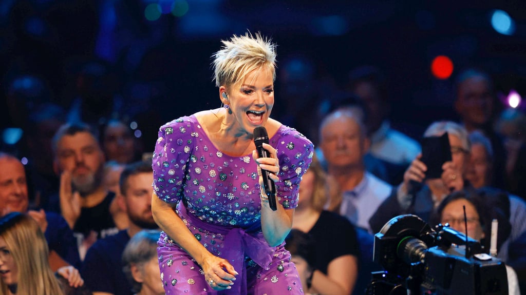 Inka Bause moderiert auf RTL die beliebte Kuppel-Show "Bauer sucht Frau International".