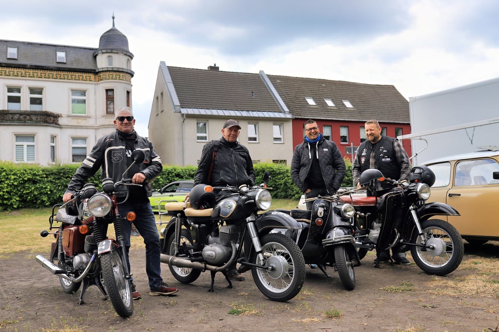 Auch diese Biker mit Oldtimern nahmen an der Rallye in Gardelegen teil.