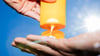 Zwei Discounterprodukte vorn: Die im Test besten Sonnencremes kosten unter vier Euro – und wurden mit „sehr gut“ bewertet.
