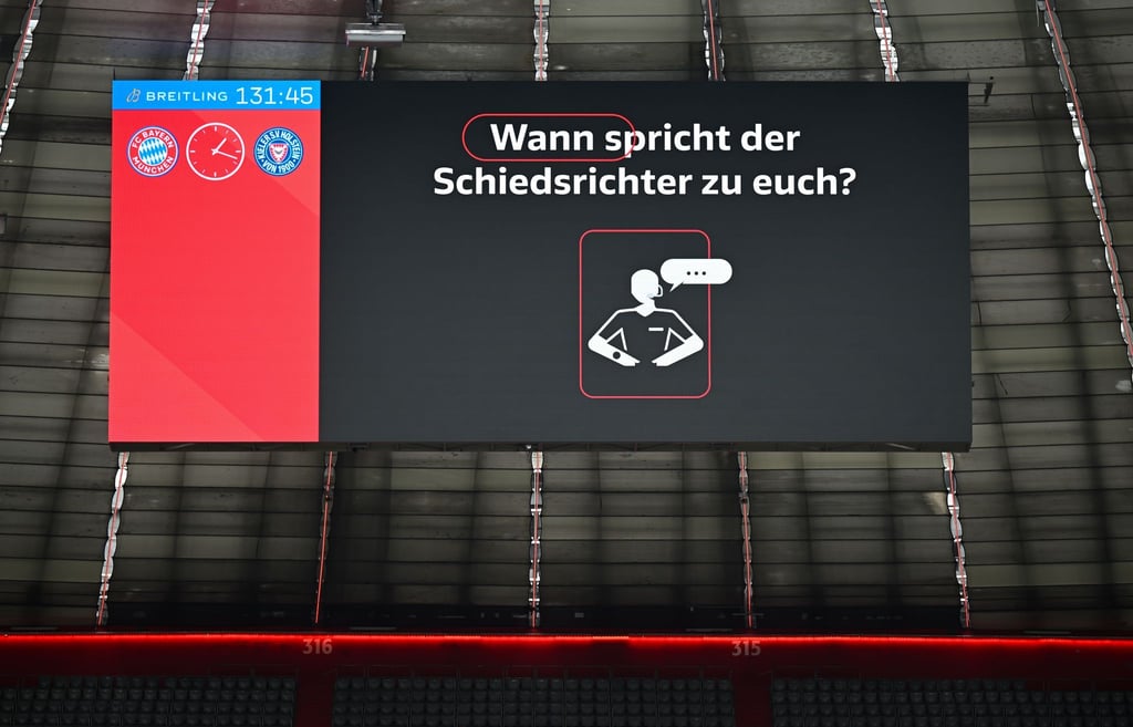 Schiedsrichter-Ansagen gibt es bald wohl in allen Stadien