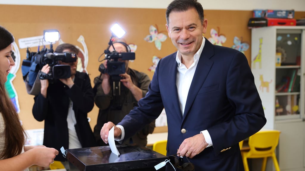 Der gelernte Anwalt Luís Montenegro wird erneut eine Minderheitsregierung anführen. (Archivbild)