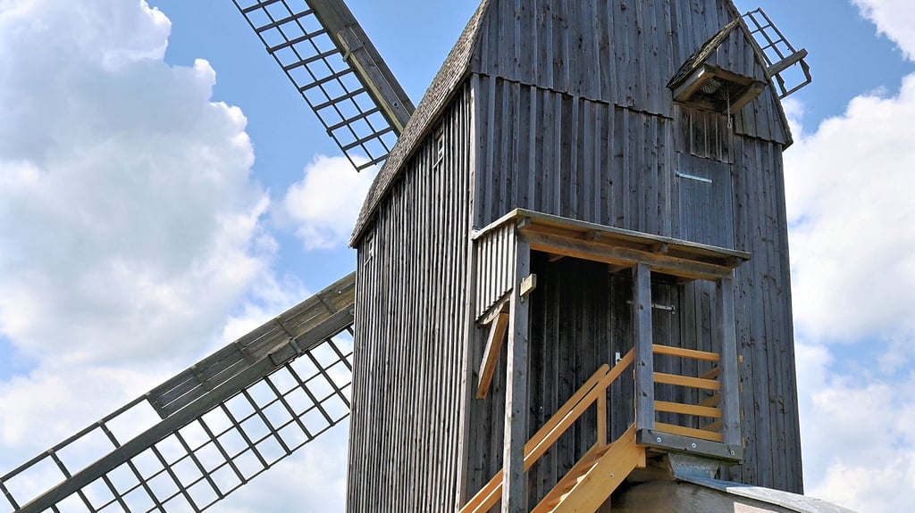 Über eine neue Treppe gelangen die Besucher in die alte Mühle.