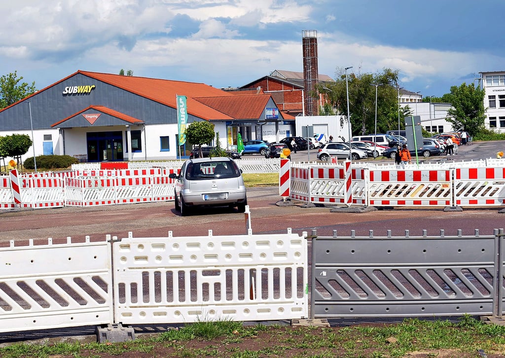 Die Einfahrt zum Gewerbegebiet wird nach Pfingsten gesperrt.