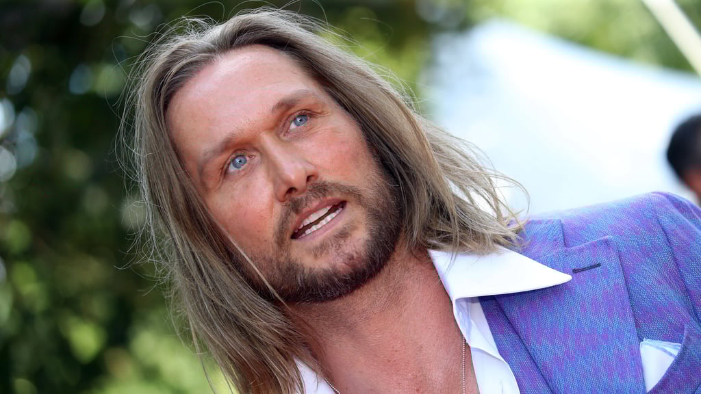 Der Sohn von Model Nico Schwanz wurde von der Straße abgedrängt.