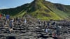 Naturattraktion in Nordirland: Die Steinformation Giant's Causeway lockt Touristen aus aller Welt an.