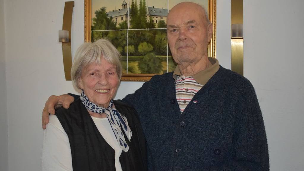 Die Blankenburger Marlis und Horst König feiern am 1. Juni 2025 ihre Eiserne Hochzeit, sind also 65 Jahre verheiratet.
