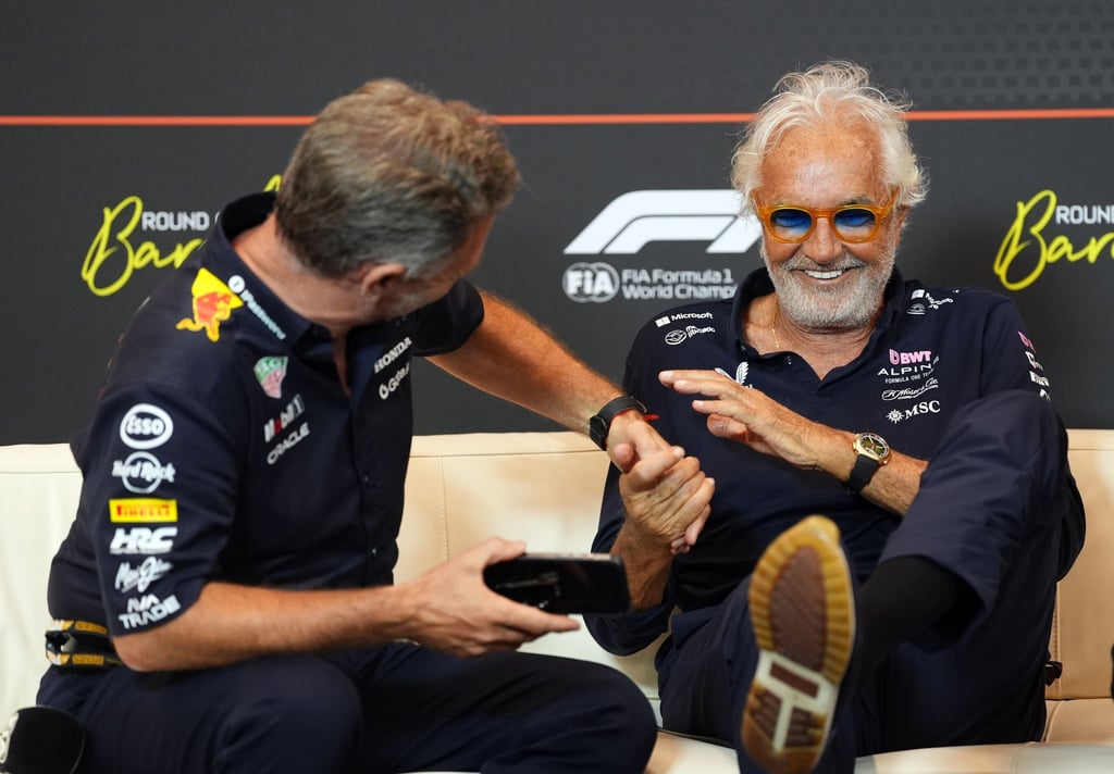 Unverkennbar, Christian Horner und Flavio Briatore (r) hatten ihren Spaß.