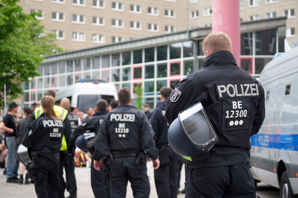 Zahlreiche Polizisten waren im Einsatz.