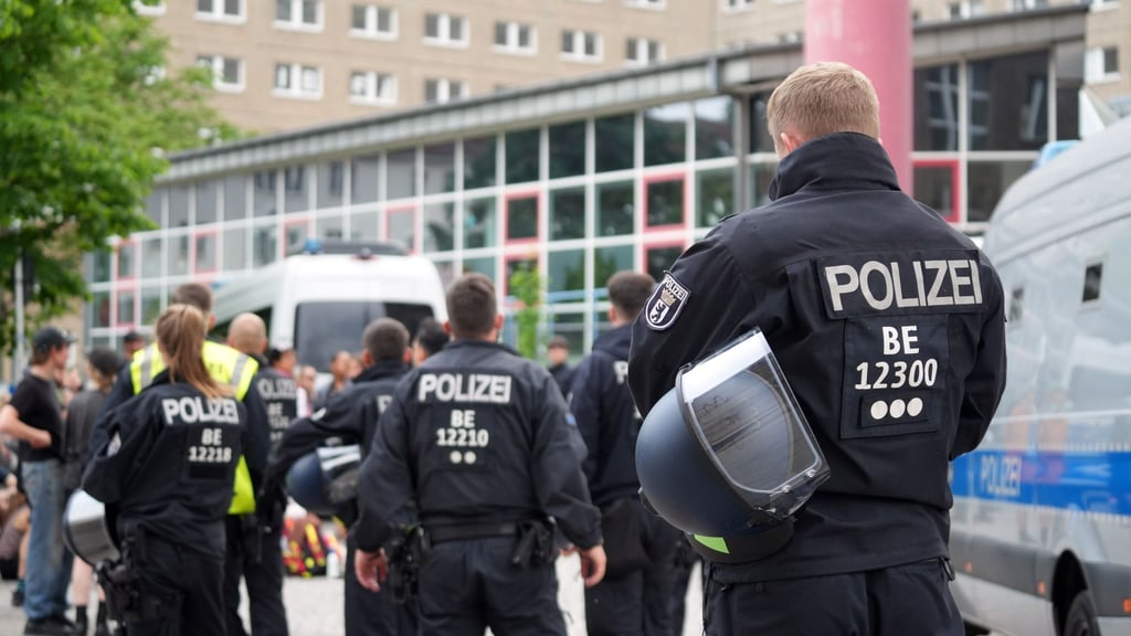 Zahlreiche Polizisten waren im Einsatz.