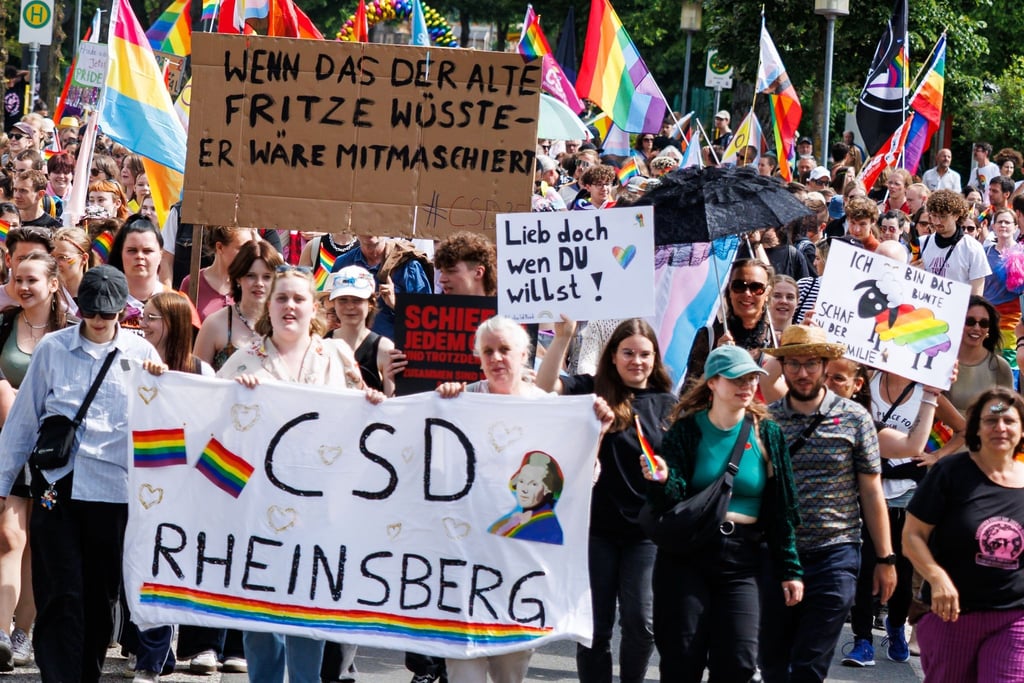 Der CSD in Rheinsberg fand am Samstag bereits zum zweiten Mal statt.