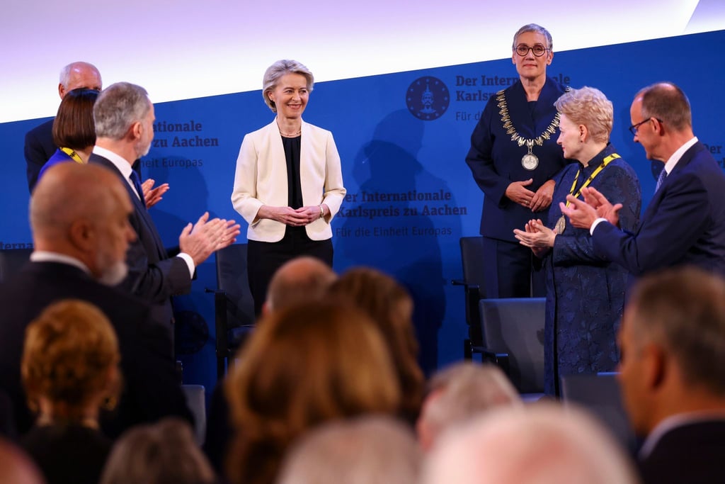 Nach dem Internationalen Karlspreis erhält EU-Kommissionspräsidentin Ursula von der Leyen eine weitere Auszeichnung. (Archivfoto)