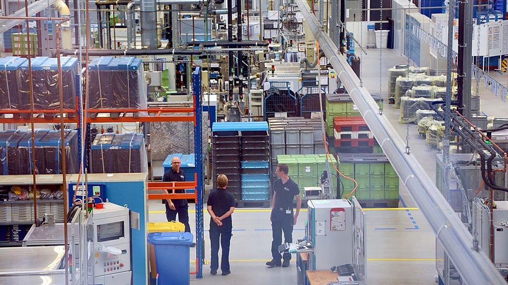 Blick in eine der Produktionshallen von ThyssenKrupp Presta Schönebeck. Das Unternehmen zeigt eine stabile Entwicklung.