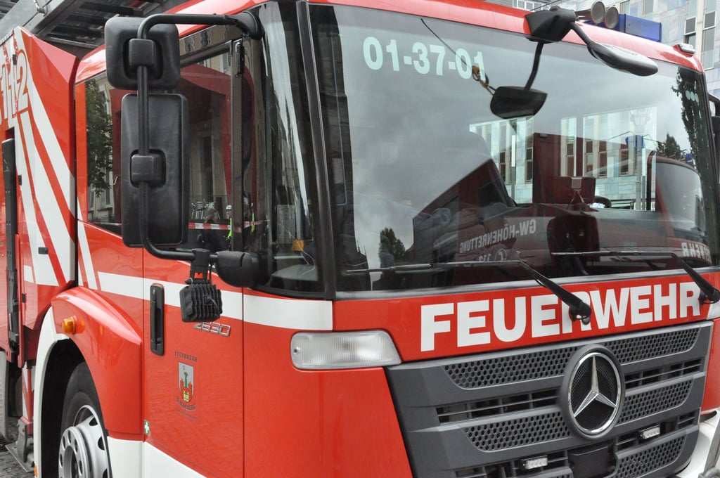 In Magdeburg musste am frühen morgen des 1.6.2025 eine Wohnung im Stadtteil Neue Neustadt gelöscht werden.