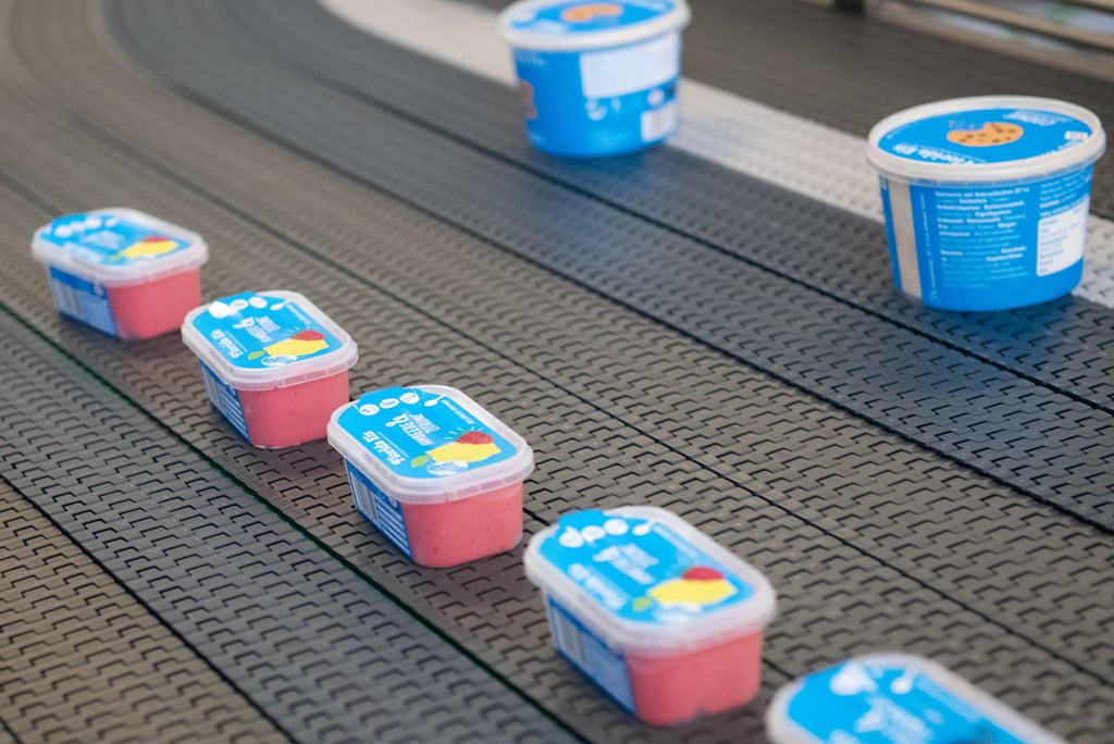 Bis die ersten Eispackungen von Florida Eis in Schönebeck vom Band laufen, wird es noch dauern.
