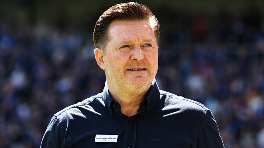 Christian Titz trainiert den 1. FC Magdeburg. Damit ist wohl im Sommer Schluss, der Coach möchte den Verein verlassen.