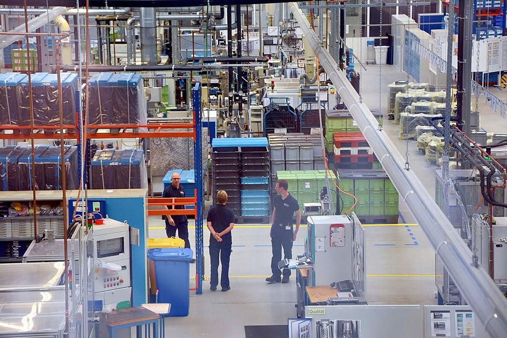 Blick in eine der Produktionshallen von ThyssenKrupp Presta Schönebeck. Das Unternehmen zeigt eine stabile Entwicklung.