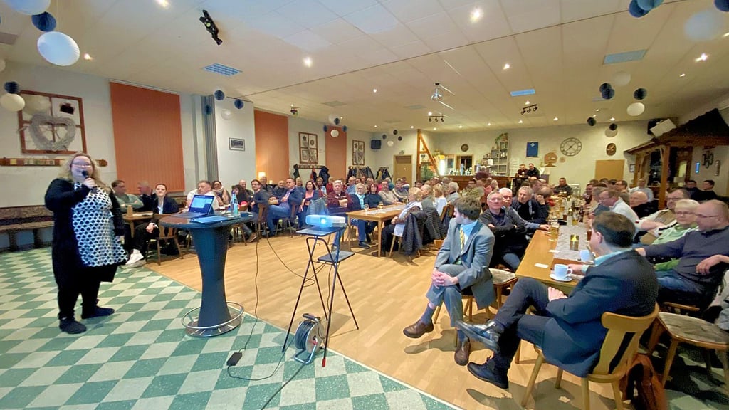 In ihrer ersten Einwohnerversammlung im Februar hatte die seinerzeit noch frischgewählte Vorsitzende des Seydaer Ortsteilbeirates Jana Dalichow die geplanten Feste fürs Jahr angekündigt, darunter auch das Heimatfestprogramm.