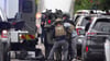 Der FBI-Chef sprach von einem „Terrorangriff“, die örtliche Polizei blieb mit ihrer Einstufung zunächst zurückhaltender.