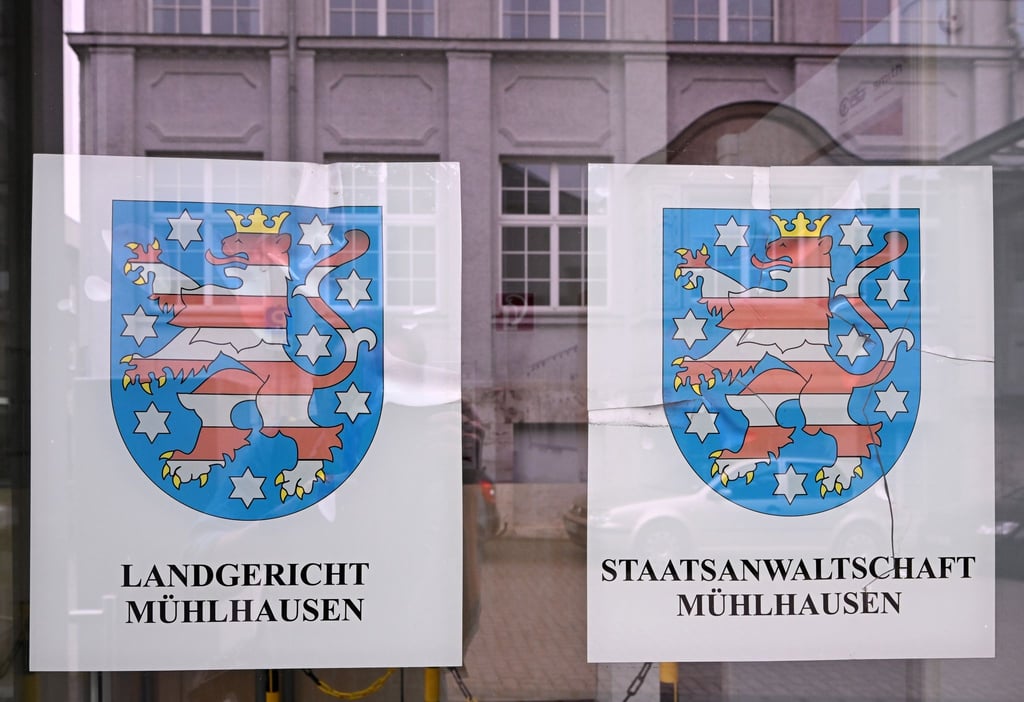 Weil er seine pflegebedürftige Ehefrau umgebracht haben soll, ist ein 85 Jahre alter Mann am Landgericht Mühlhausen angeklagt. Beim nächsten Verhandlungstermin wird ein Urteil erwartet. (Archivbild)