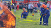 Die Ascherslebener Jugendfeuerwehr will diesen „Hausbrand“ löschen. 