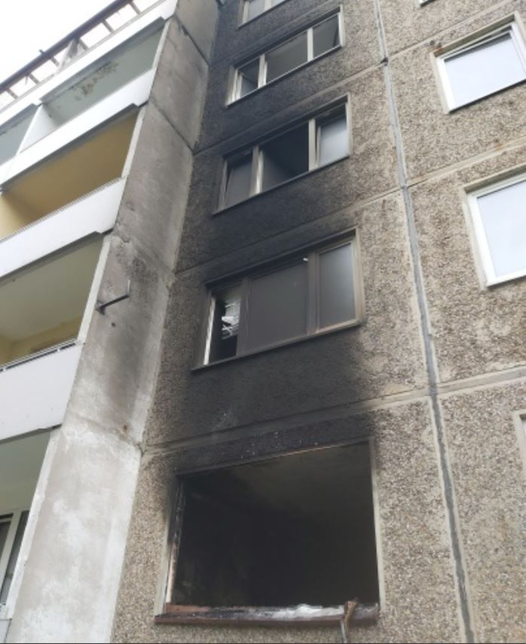 In einem Mehrfamilienhaus in Magdeburg ist ein Feuer ausgebrochen.