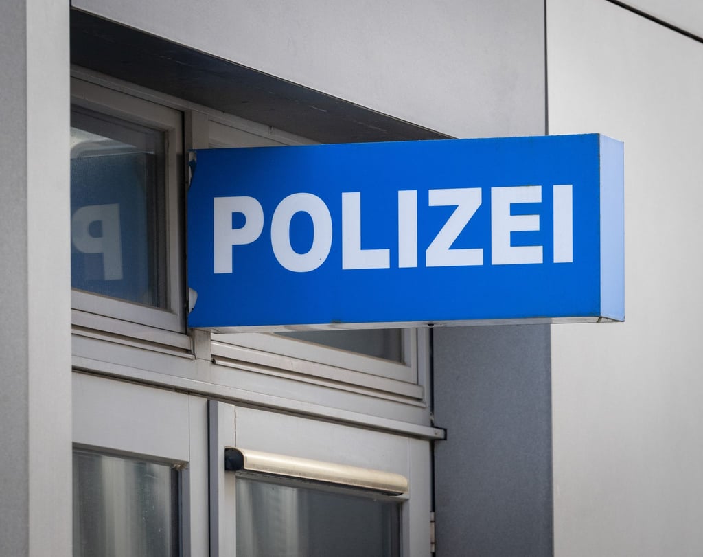 Die Polizei bezifferte den entstandenen Schaden auf 150.000 Euro. (Symbolbild)