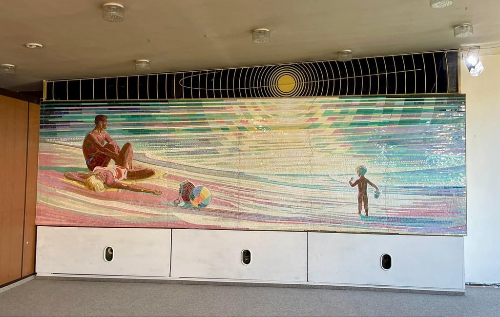 Blick auf das Mosaik im alten Stadtcafé Halberstadt.
