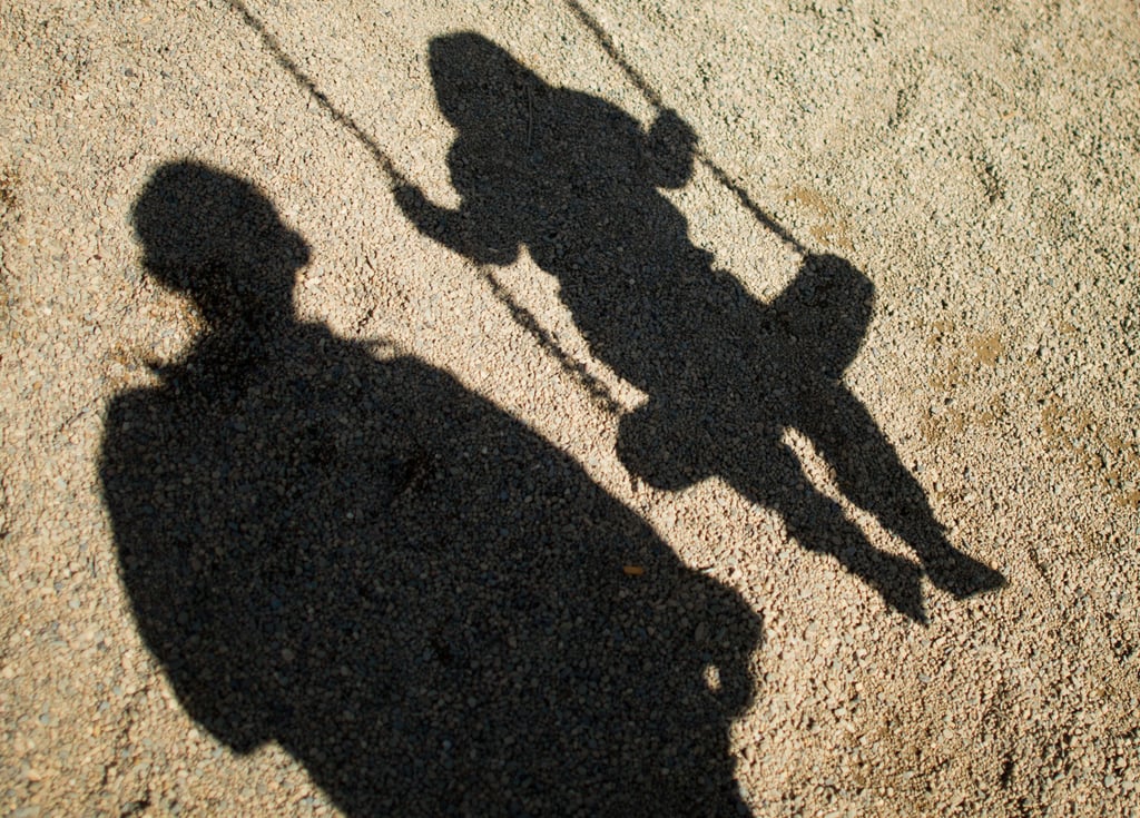 In Magdeburg sorgte ein Mann für Verunsicherung. Vor Schulen und Kitas sprach er Kinder an und wollte ihre getragenen Socken kaufen. Nun hat die Polizei den Mann gefunden.
