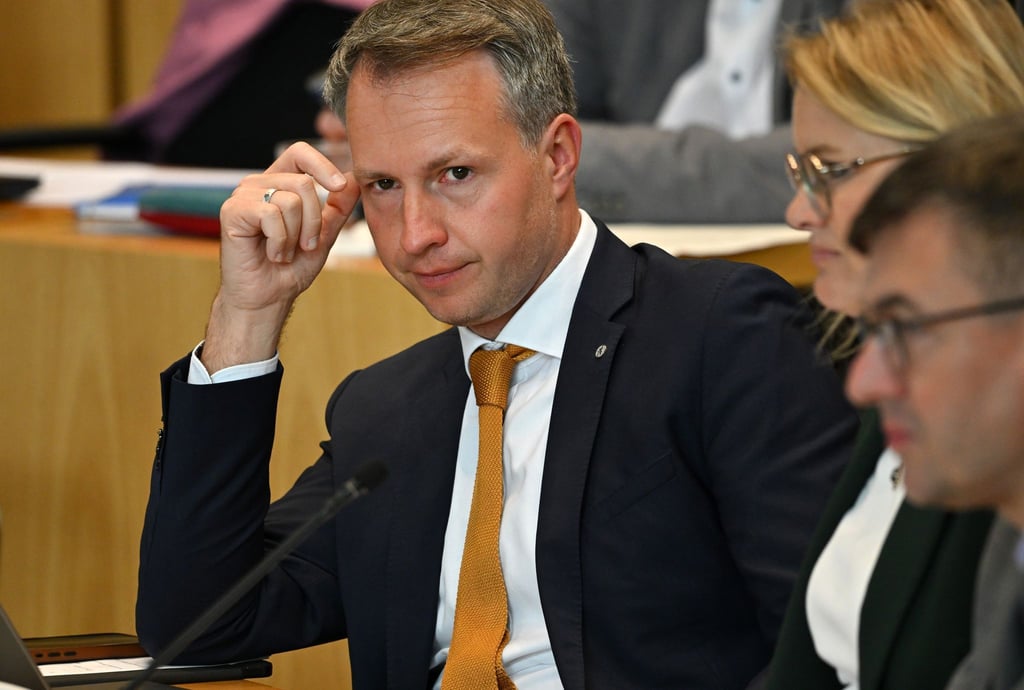 Thüringens CDU-Fraktionschef Andreas Bühl kritisiert den von Bundesgesundheitsministerin Nina Warken (CDU) vorgestellten Hitzeschutzplan für Sportfeste. (Archivfoto)