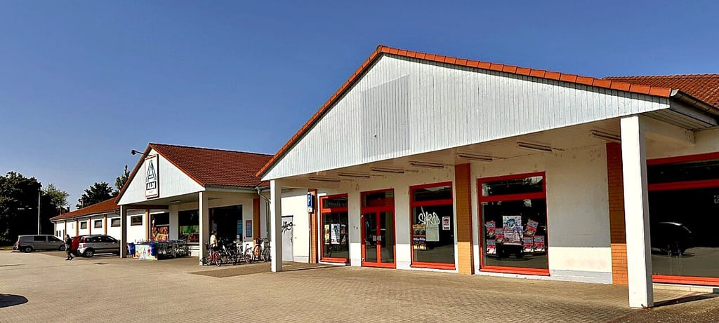 Schluss und vorbei: Nach Kik zieht nun auch Aldi aus dem Gelände an der Merseburger Straße in Halle Ammendorf aus.
